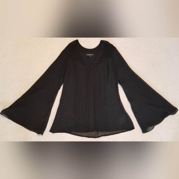 Guess by Marciano, size XS blouse - Picture 1 of 5